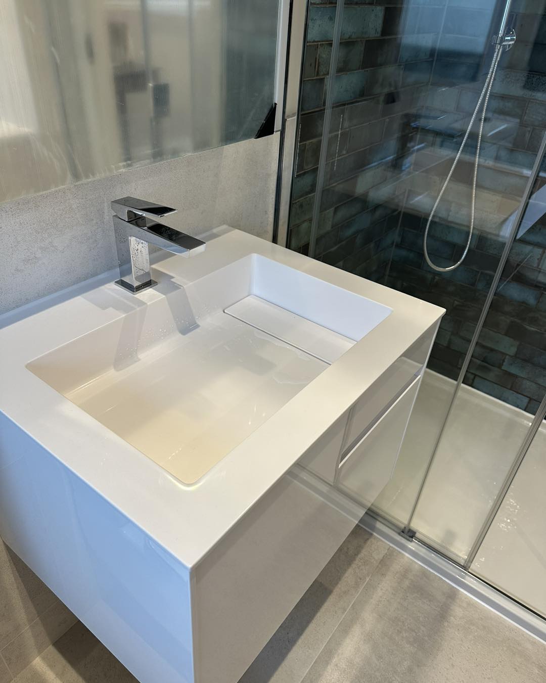 modern sink