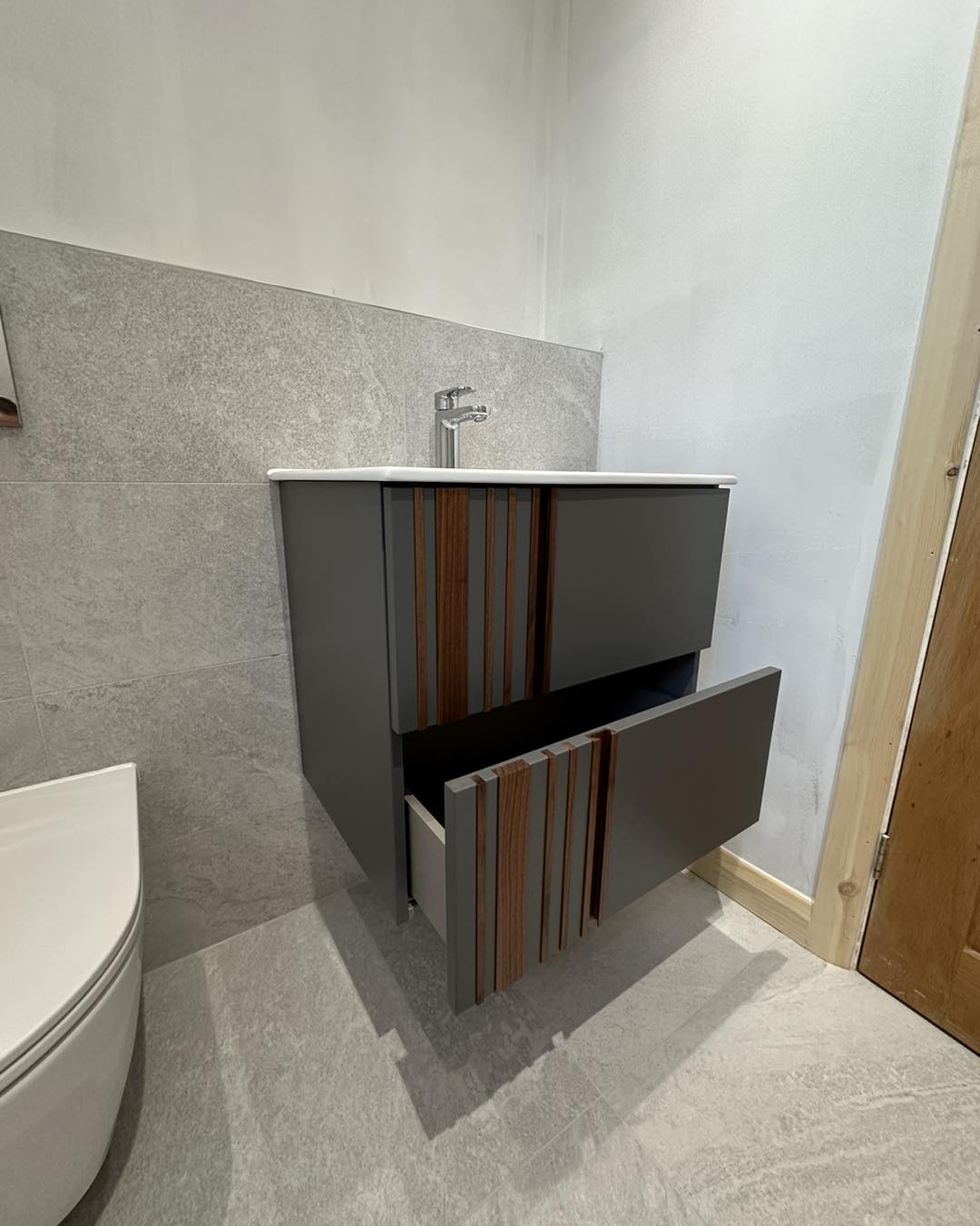 Contemporary bathroom furniture